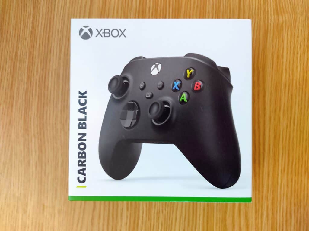 マイクロソフト「Xbox ワイヤレス コントローラー 」の化粧箱